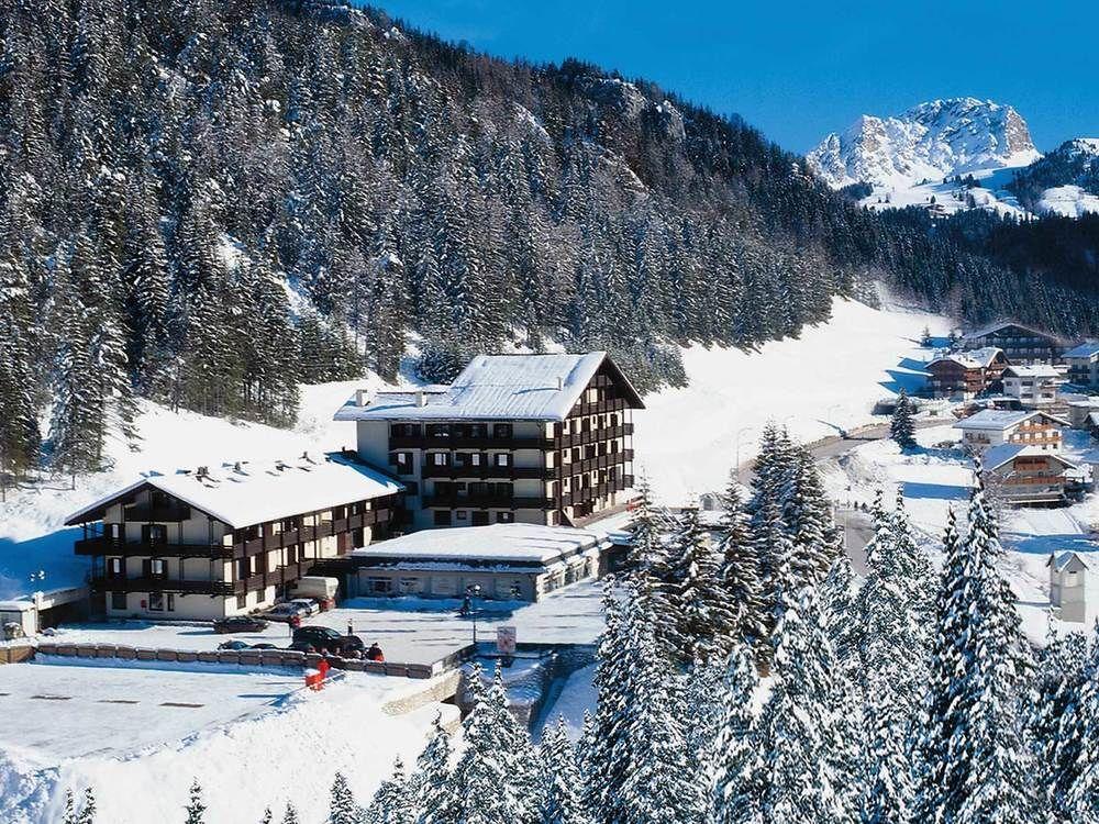 Hotel Il Caminetto Sport Canazei Exterior foto