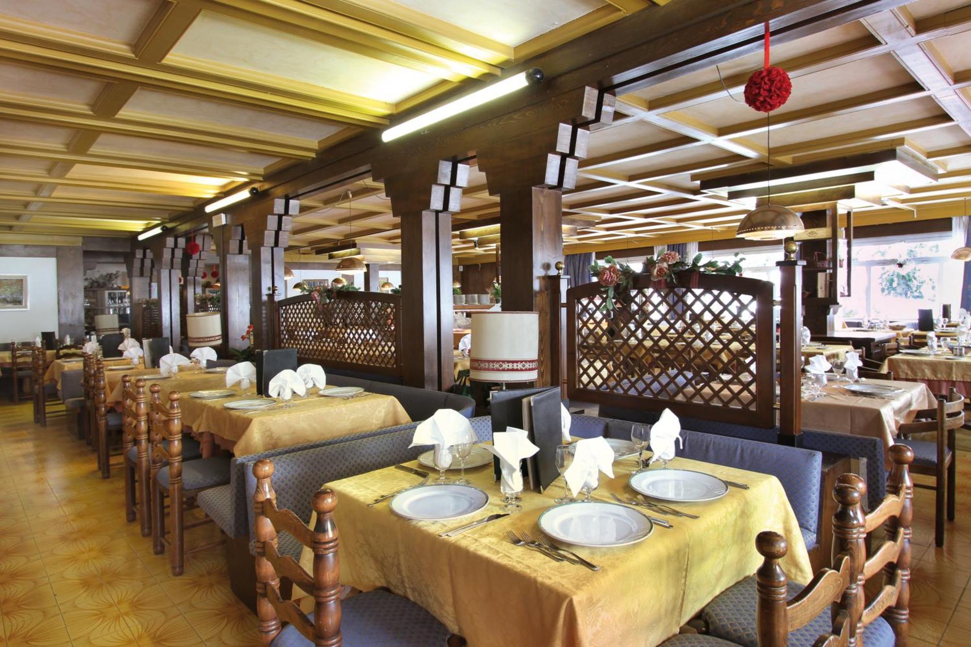 Hotel Il Caminetto Sport Canazei Exterior foto